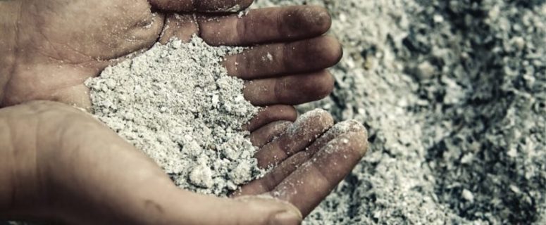 The Complete Guide to Using Wood Ash